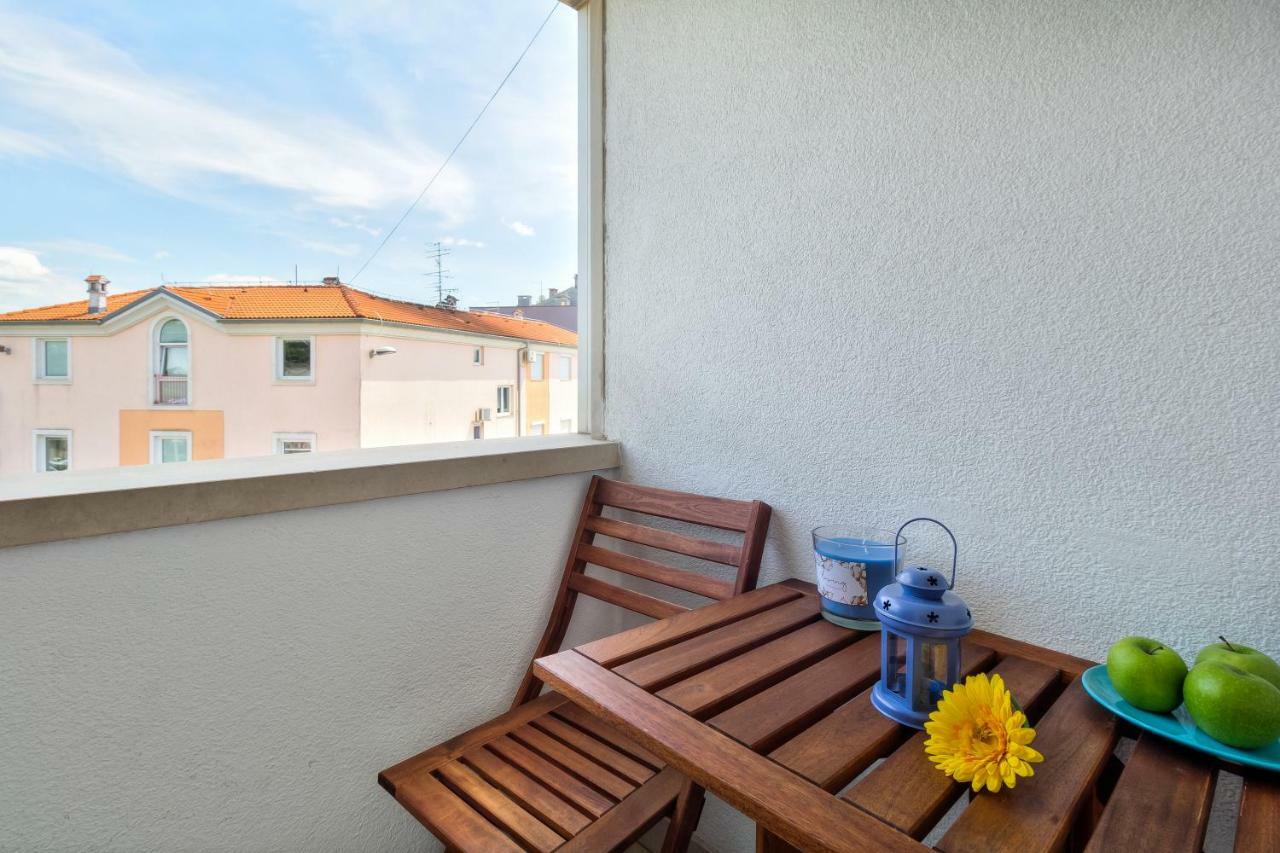 City Center Blue Dream Umag Exterior photo
